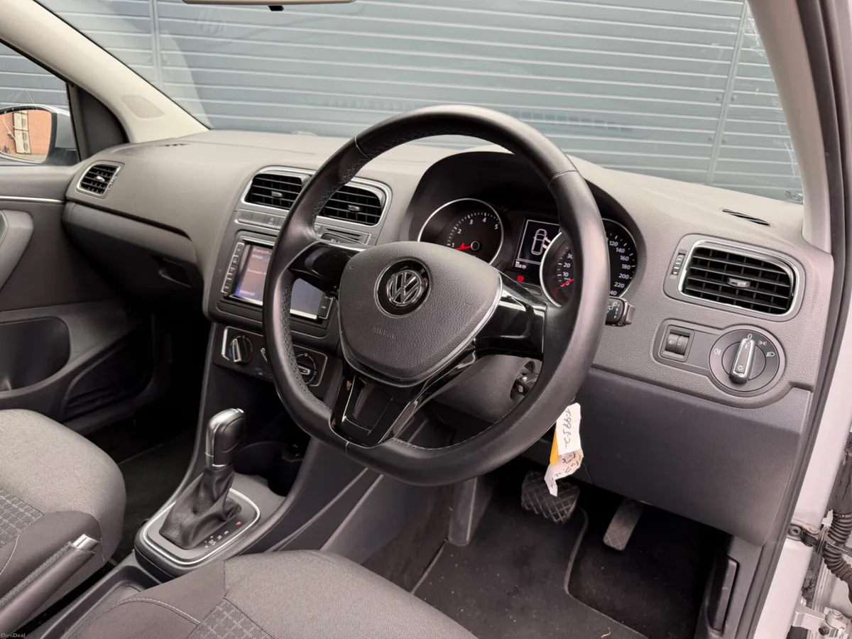 Volkswagen polo 1.2 151 ComfortLine apple car play - Image 5