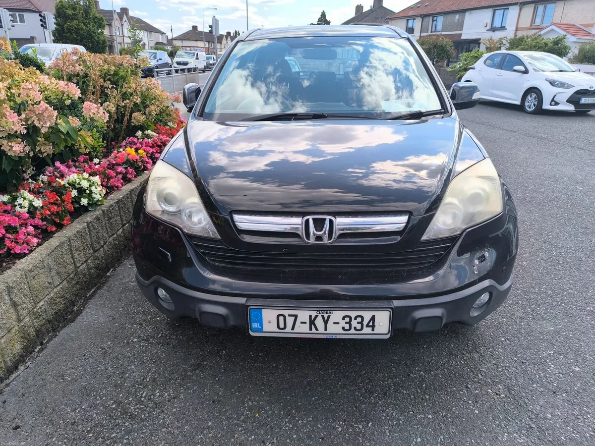 Honda CR-V 2007 2.0 Petrol Very Low Mileage - Image 2