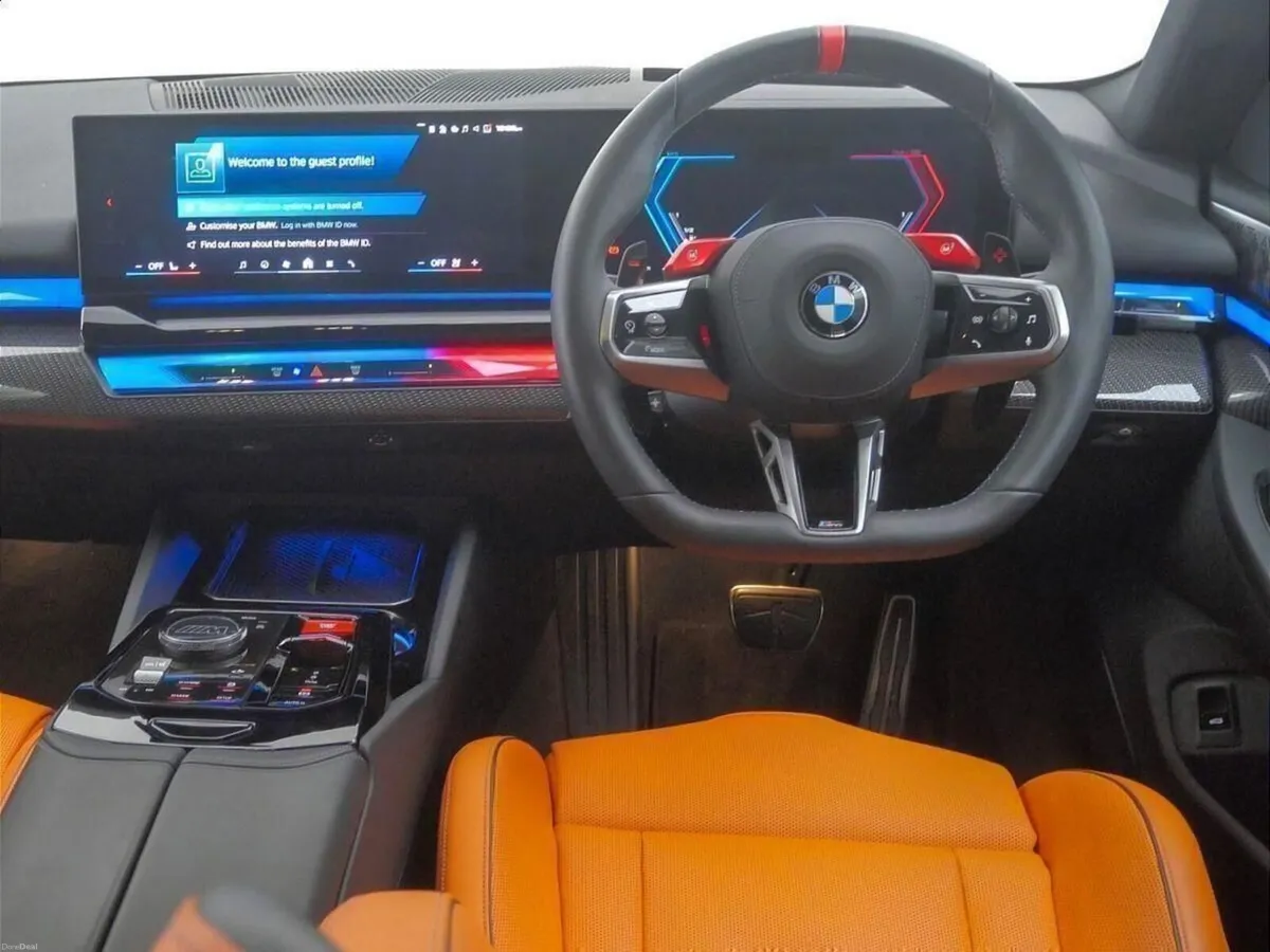 BMW M5 Saloon - Image 5