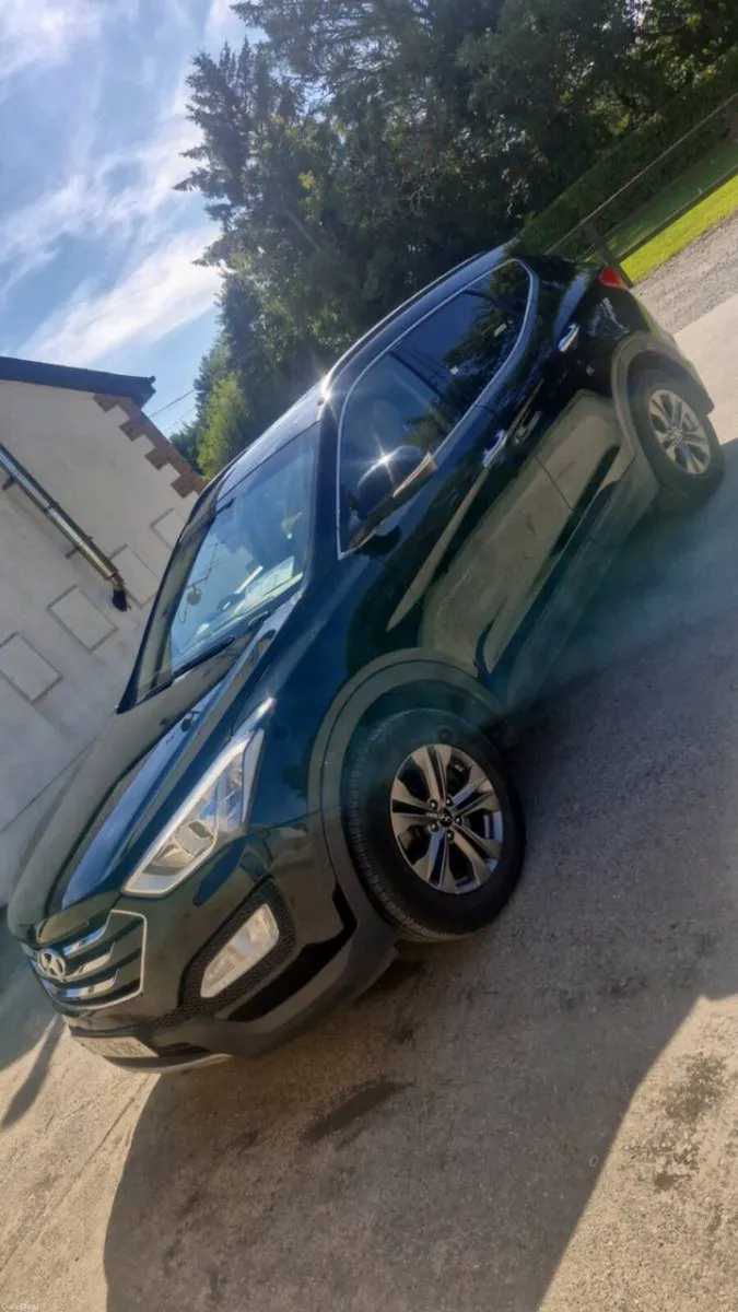 Hyundai Santa Fe - Image 2