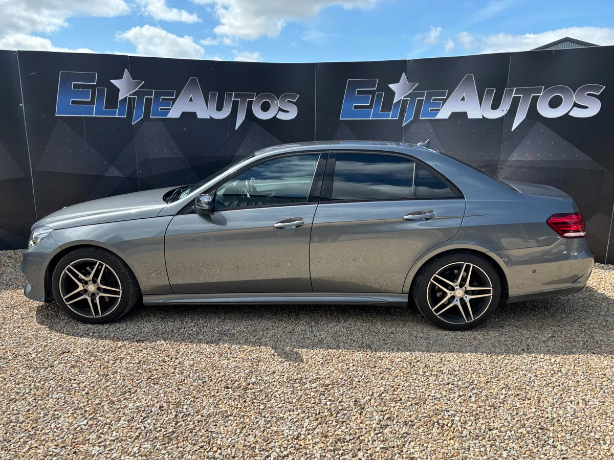 2016 Mercedes-Benz E-Class Grey - Image 2