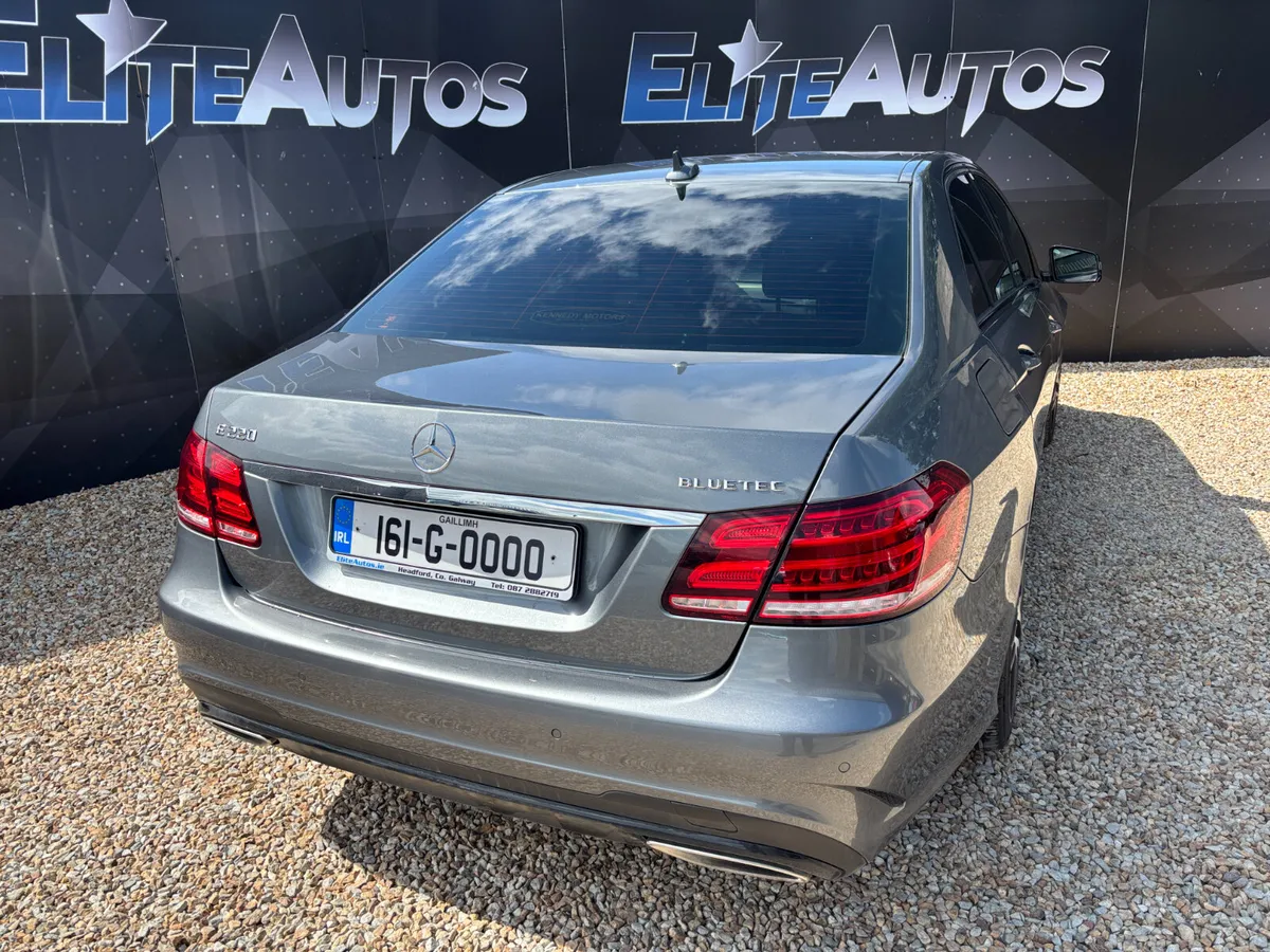 2016 Mercedes-Benz E-Class Grey - Image 5