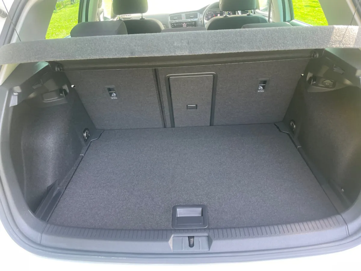 Volkswagen Golf 1200 cc comfortline - Image 5