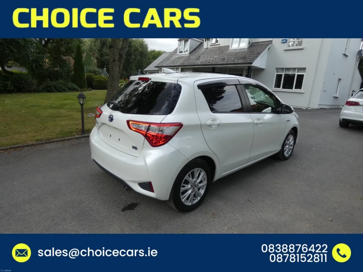 Toyota Yaris 1.5 AUTO HYBRID TOP SPEC - Image 5