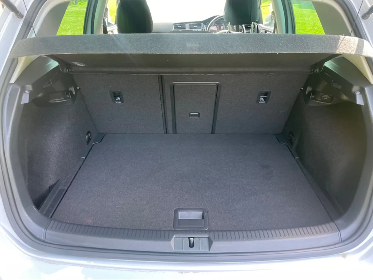 Volkswagen Golf 1400 cc high line - Image 5