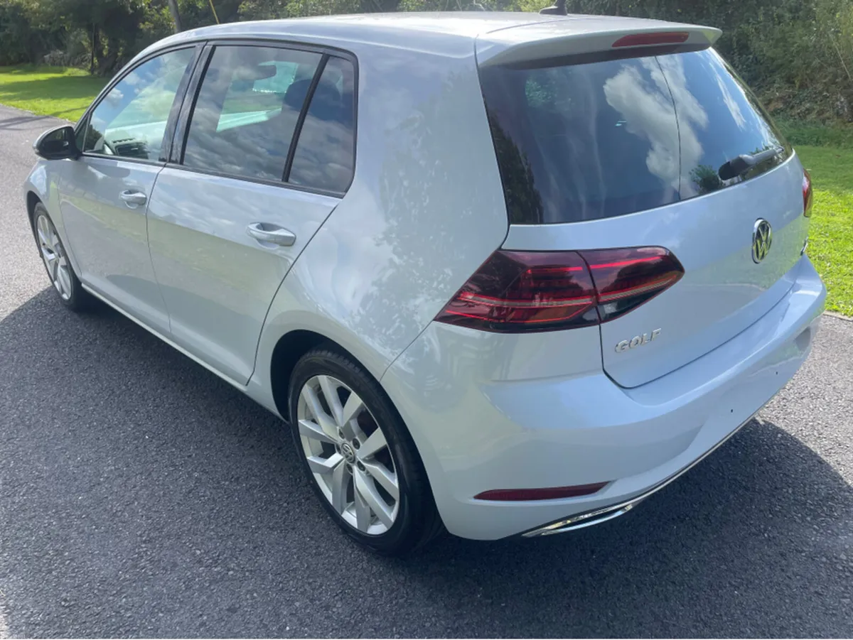 Volkswagen Golf 1400 cc high line - Image 3