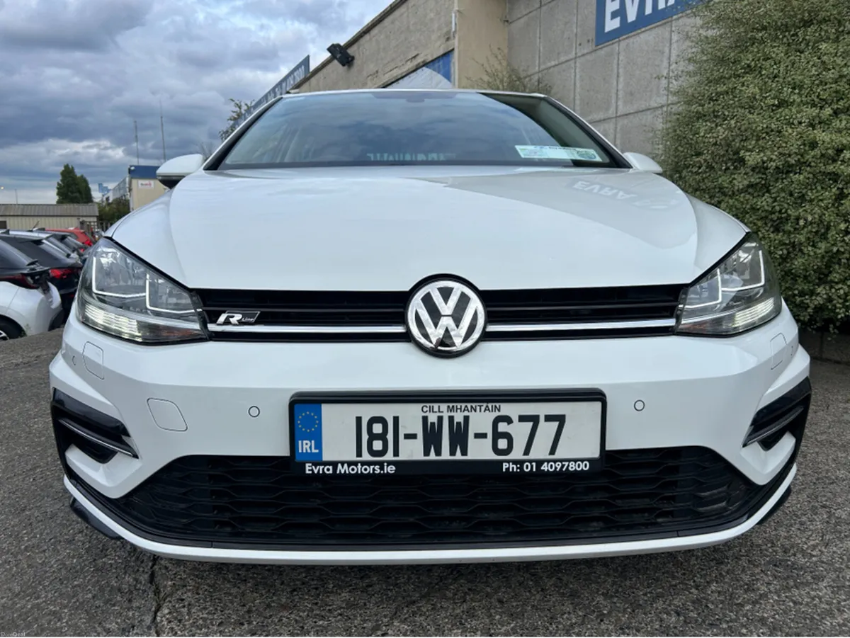 Volkswagen Golf **R-LINE STYLING** 1.0 TSI 110HP H - Image 3
