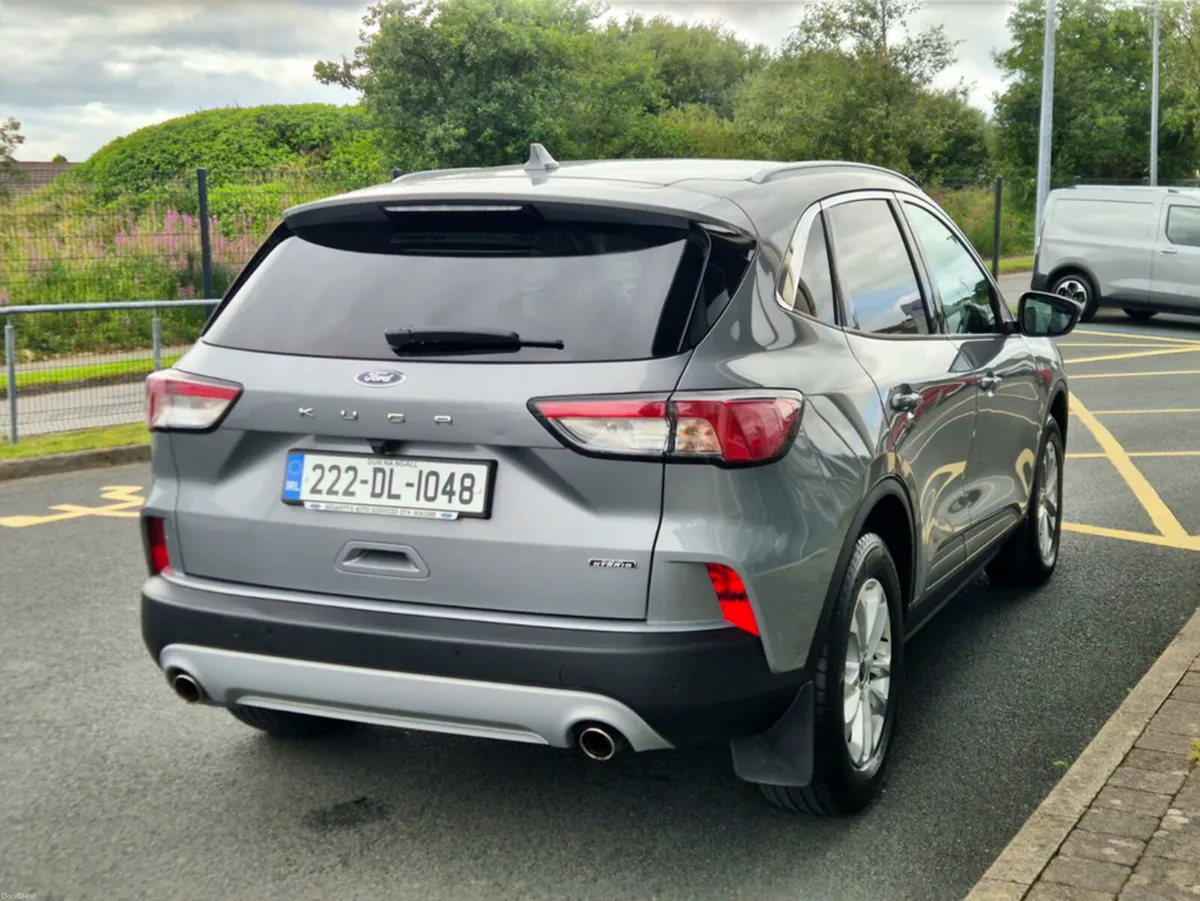 Ford Kuga TITANIUM 2.5 PHEV 225 S6.2 CT 4DR - Image 3