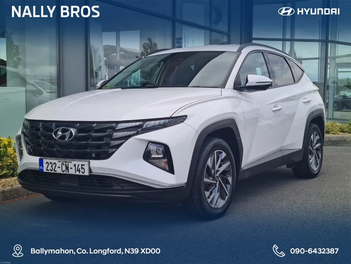 Hyundai Tucson IX35 EXECUTIVE 5DR - Image 1