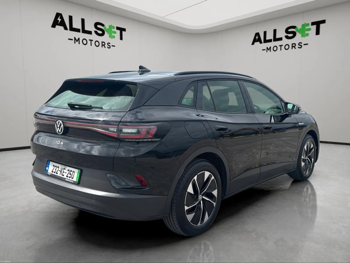 Volkswagen ID.4 PURE 109 K LIFE 52KWH 148HP 5DR - Image 5