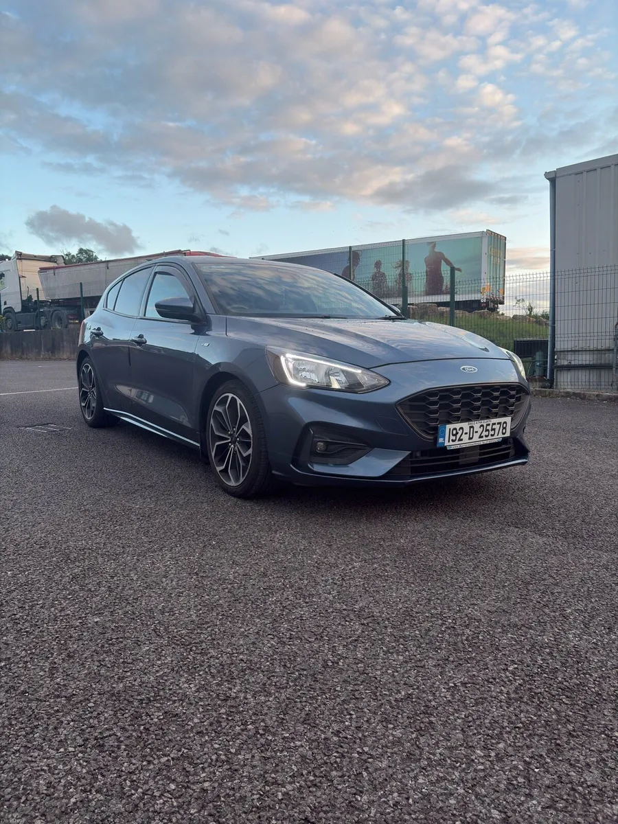 Ford Focus 1.5tdci S-Line X - Image 3