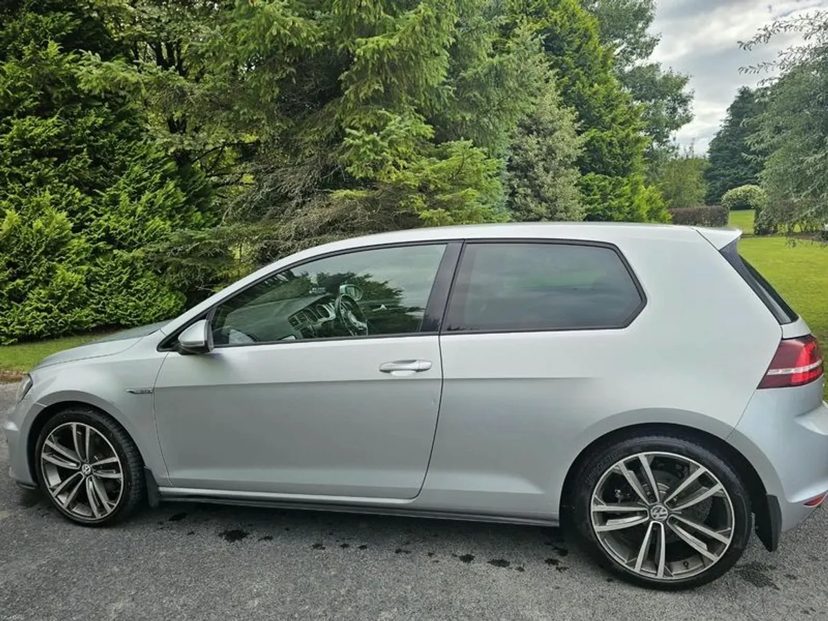 2014 Volkswagen Golf GTD - Image 6