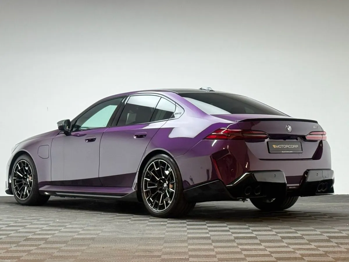 BMW M5 M5 4.4 TWILIGHT PURPLE - Image 5