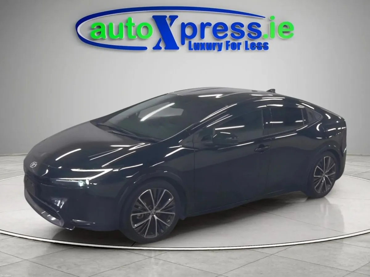 Toyota Prius 2.0 Z 360 camera, Low mileage, - Image 5