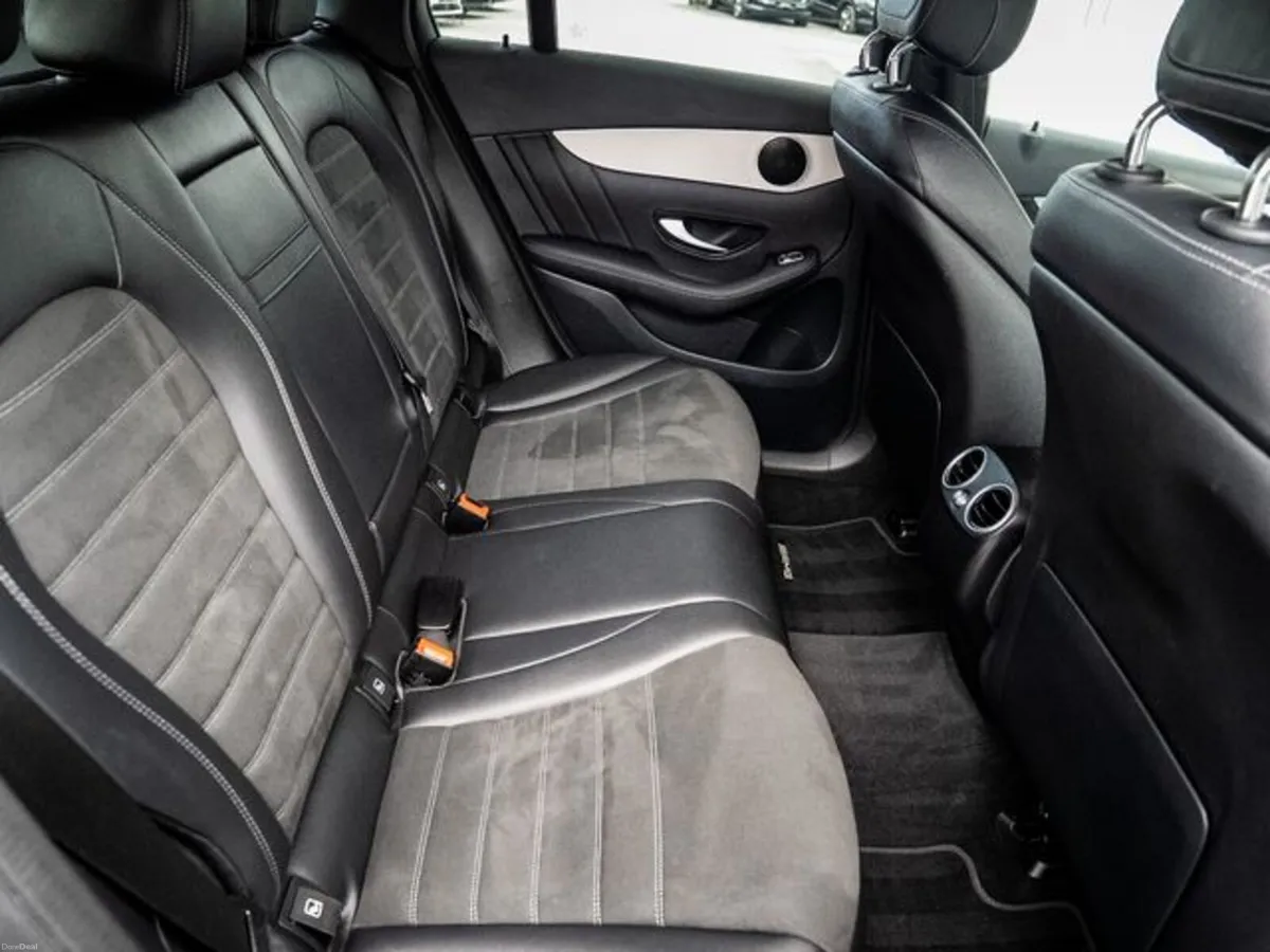 Mercedes-Benz GLC 300 de 4MAT 300 DE 4matic 5DR Au - Image 6