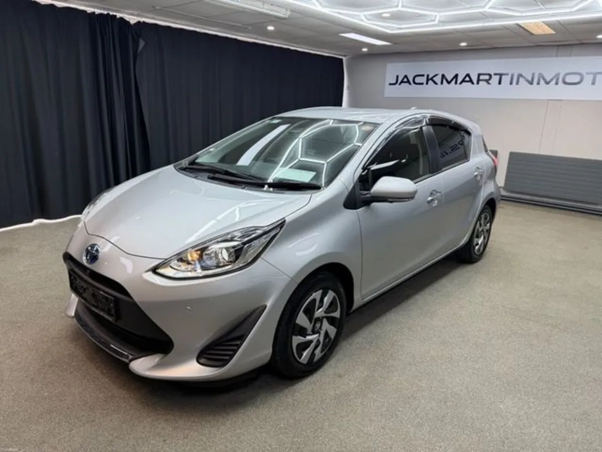 Toyota Aqua S Style - Image 4