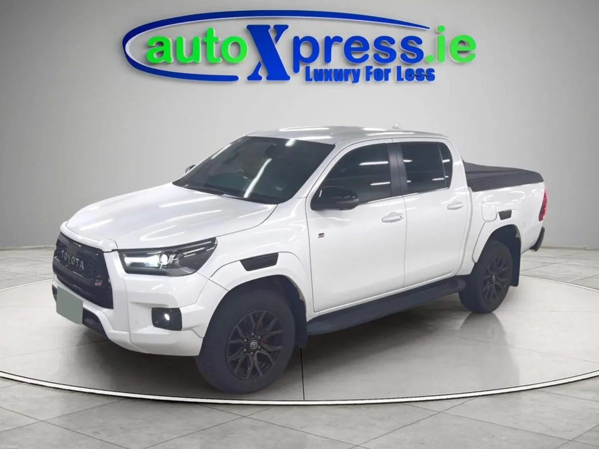 Toyota Hilux 4WD GR SPORT, 360 camera, Low mileage - Image 5