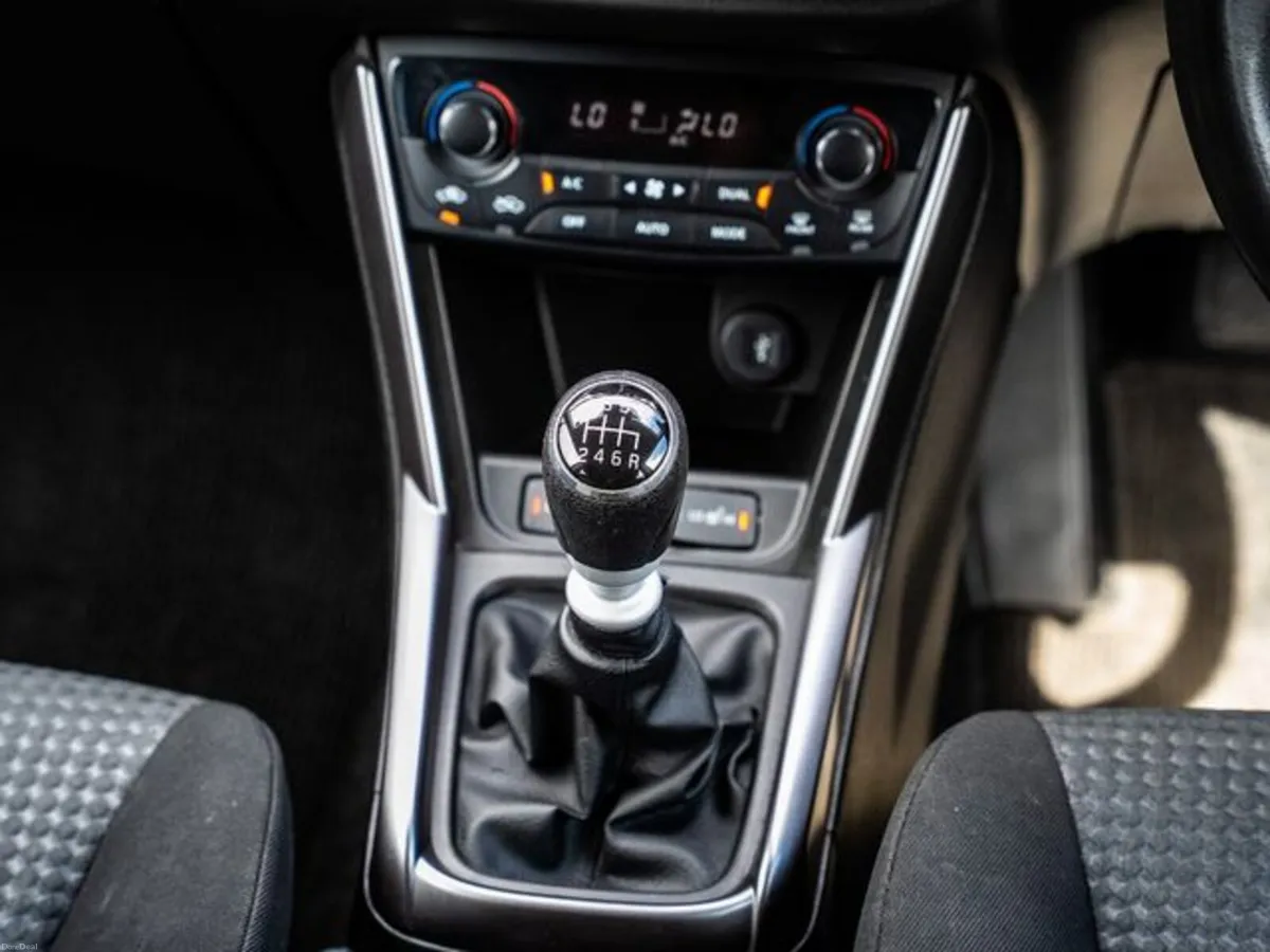 Suzuki SX4 S-Cross MOTION BOOSTERJET - Image 6