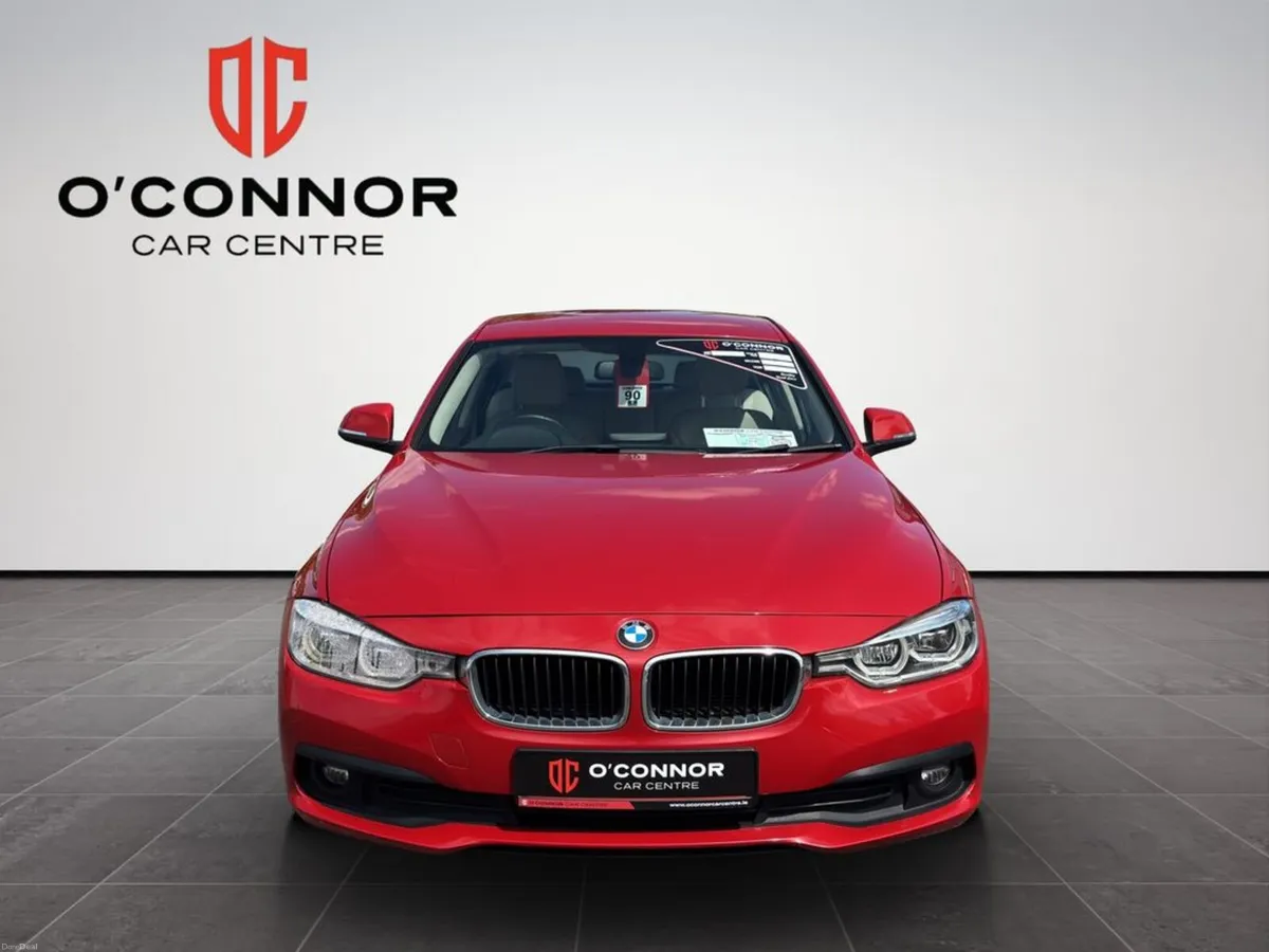 BMW 3-Series Three pedals, rear-wheel drive. becau - Image 2