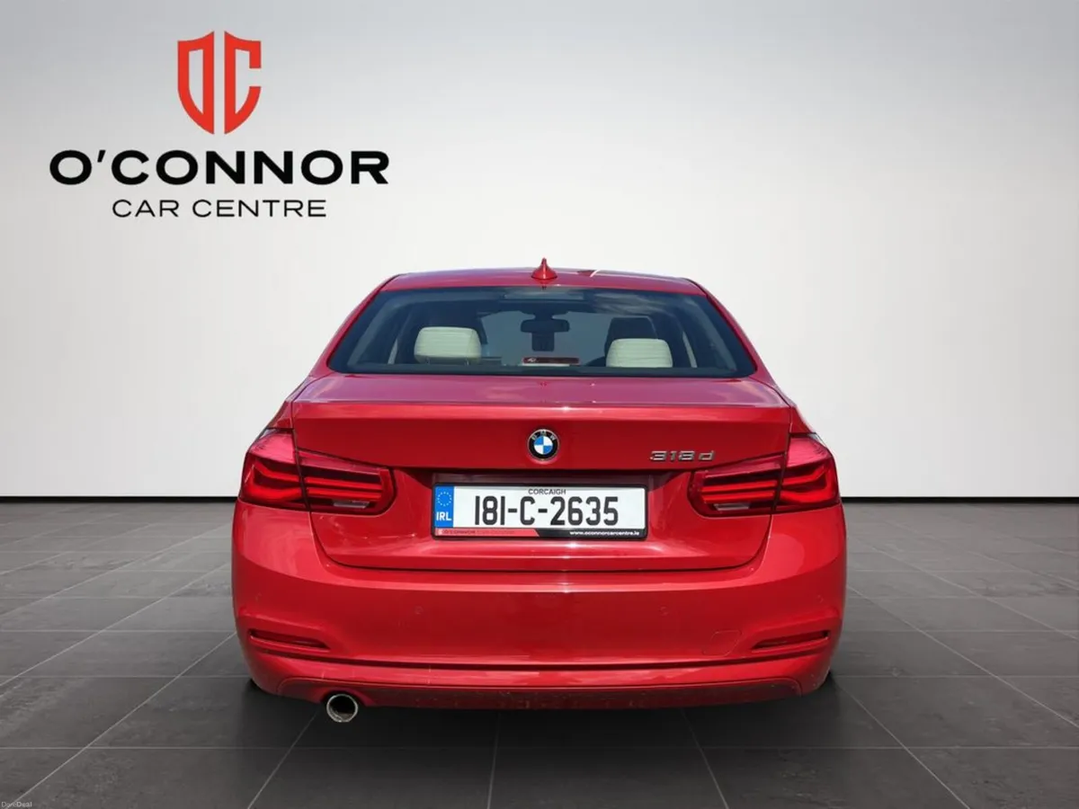 BMW 3-Series Three pedals, rear-wheel drive. becau - Image 5
