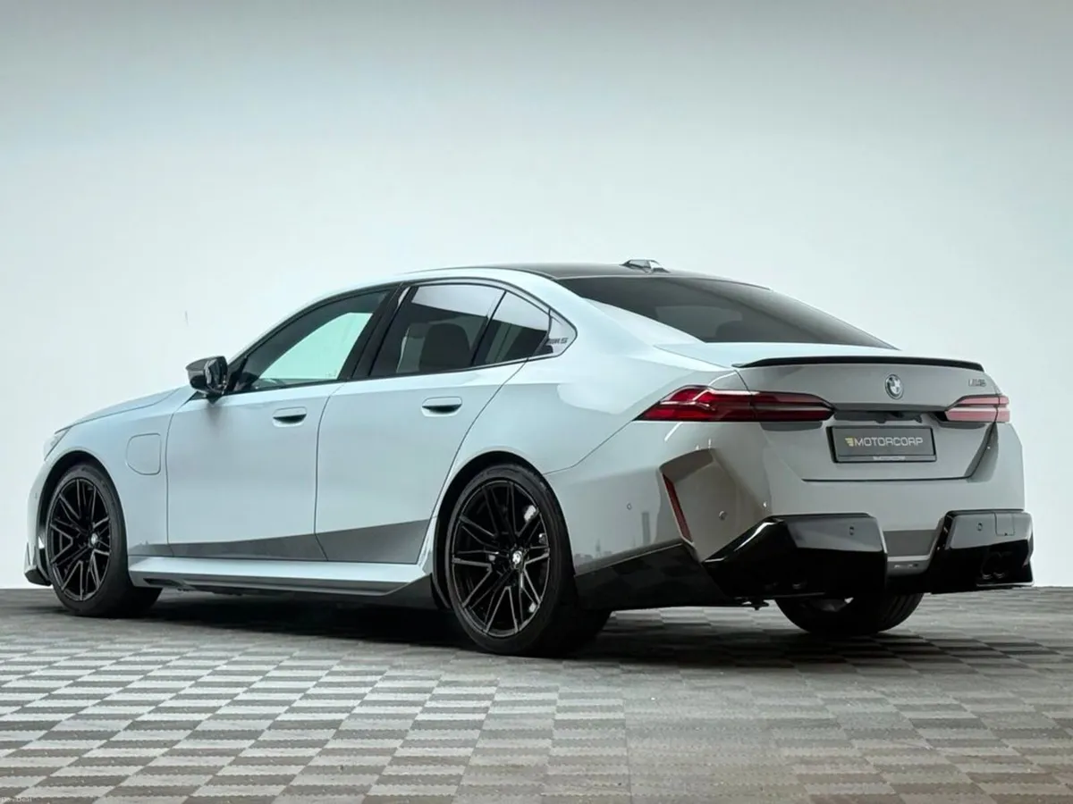 BMW M5 M5 4.4 PHEV 727HP - Image 5