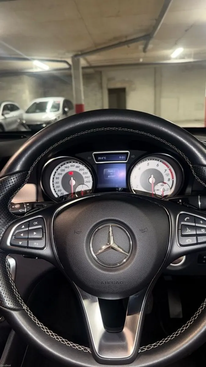 2017 Mercedes-Benz GLA 180 Sport Auto - Image 4