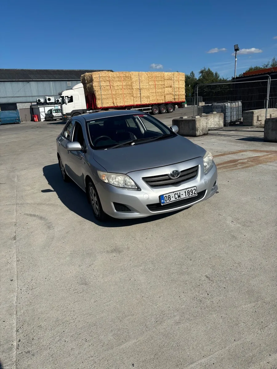 2008 corolla - Image 1