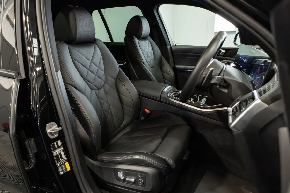 2026 BMW X5 X-Drive 50e M-Sport - Image 2