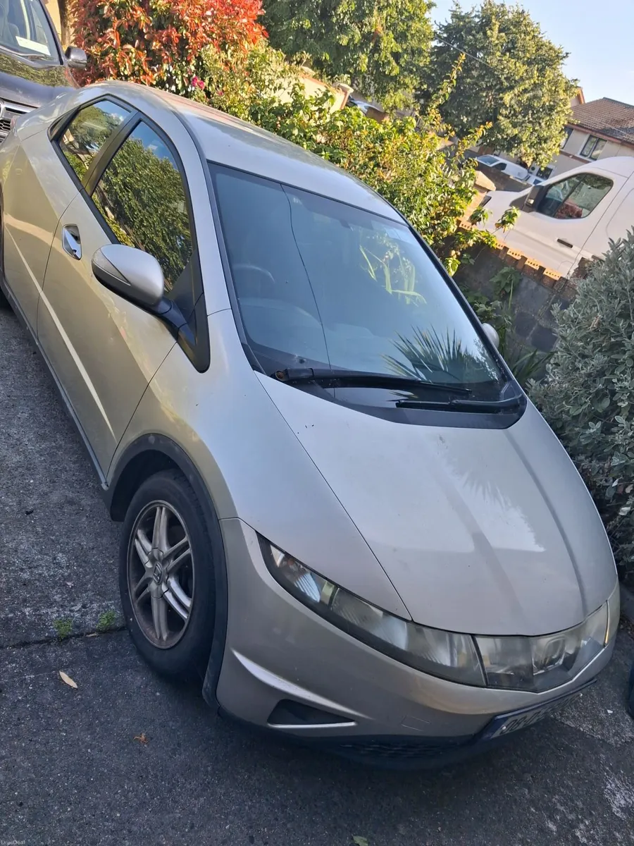 Honda Civic 2008 - Image 1