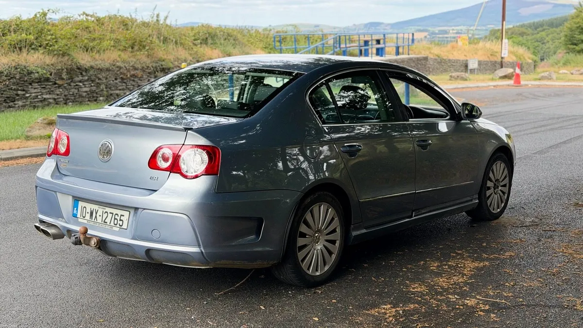 Volkswagen Passat - Image 6