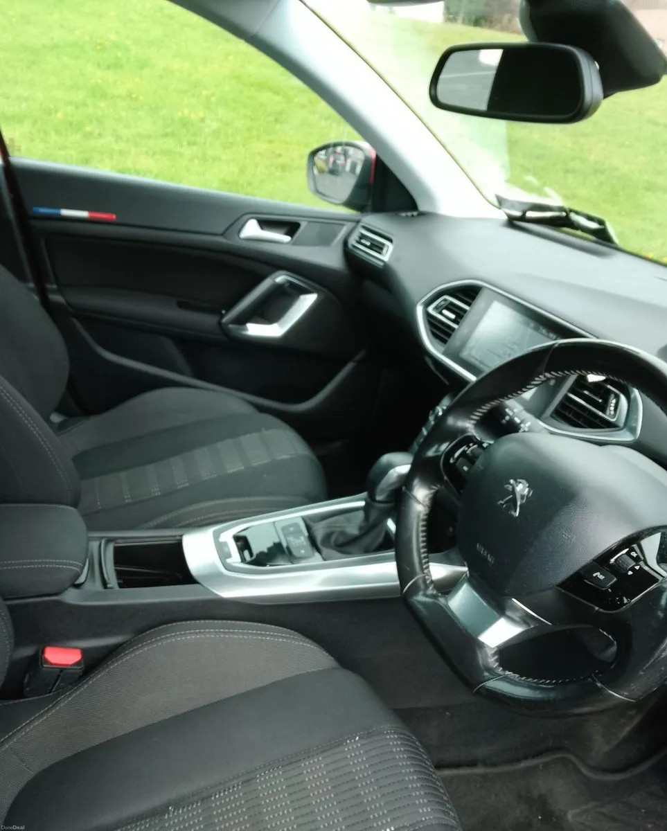 Peugeot 308 Allure 2.0HDI Automatic - Image 4