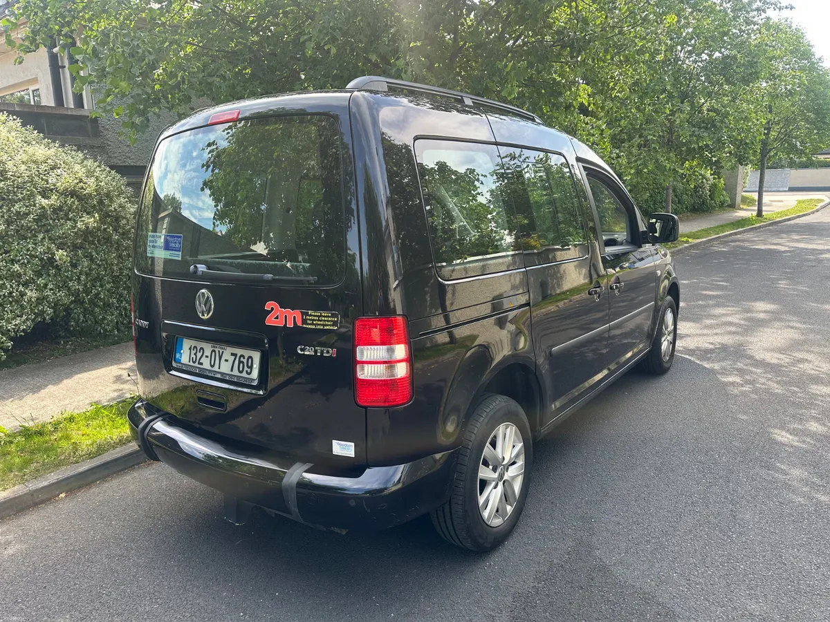 Volkswagen Caddy Wheelchair DSG NCT 03/27 - Image 5