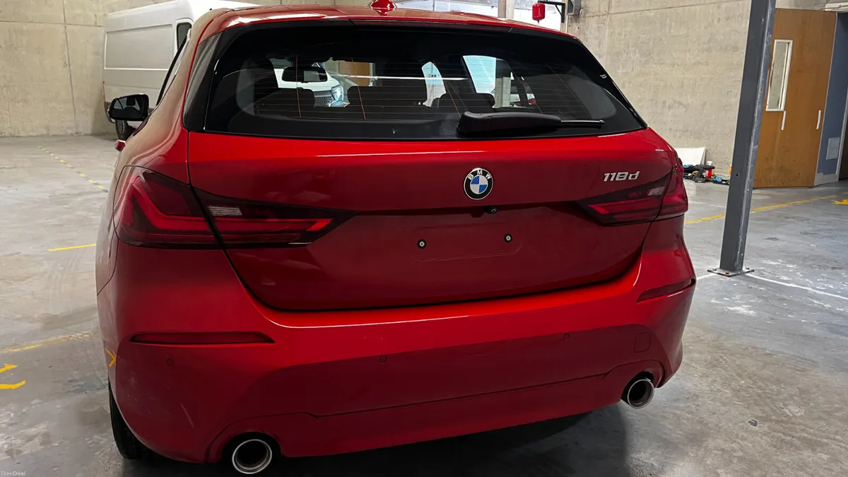 2021 BMW 118D PLAY JOY PLUS, 2.0 Diesel, Automatic - Image 5