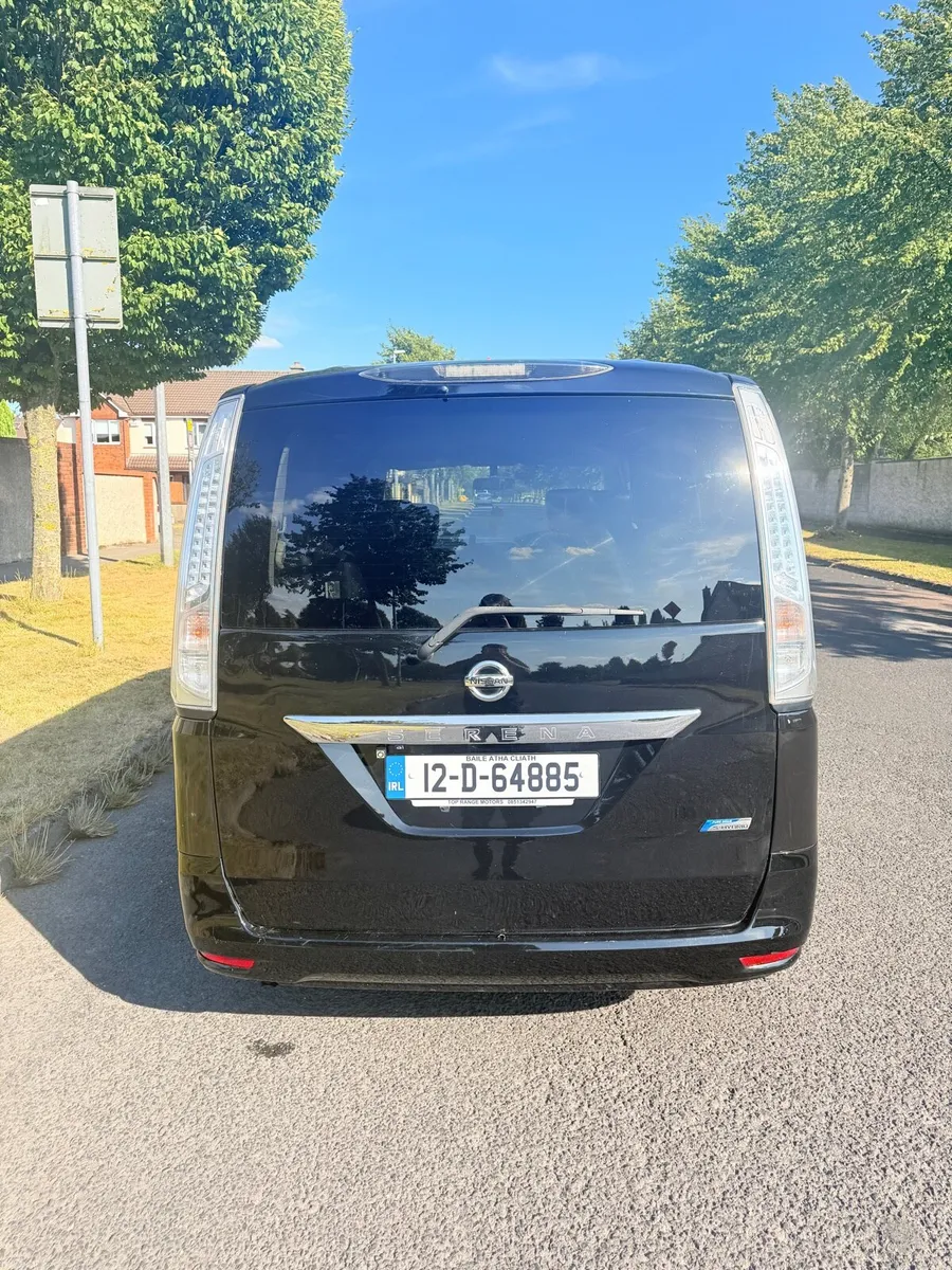 NISSAN SERENA - Image 2