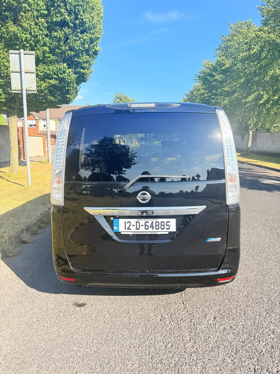 NISSAN SERENA - Image 4