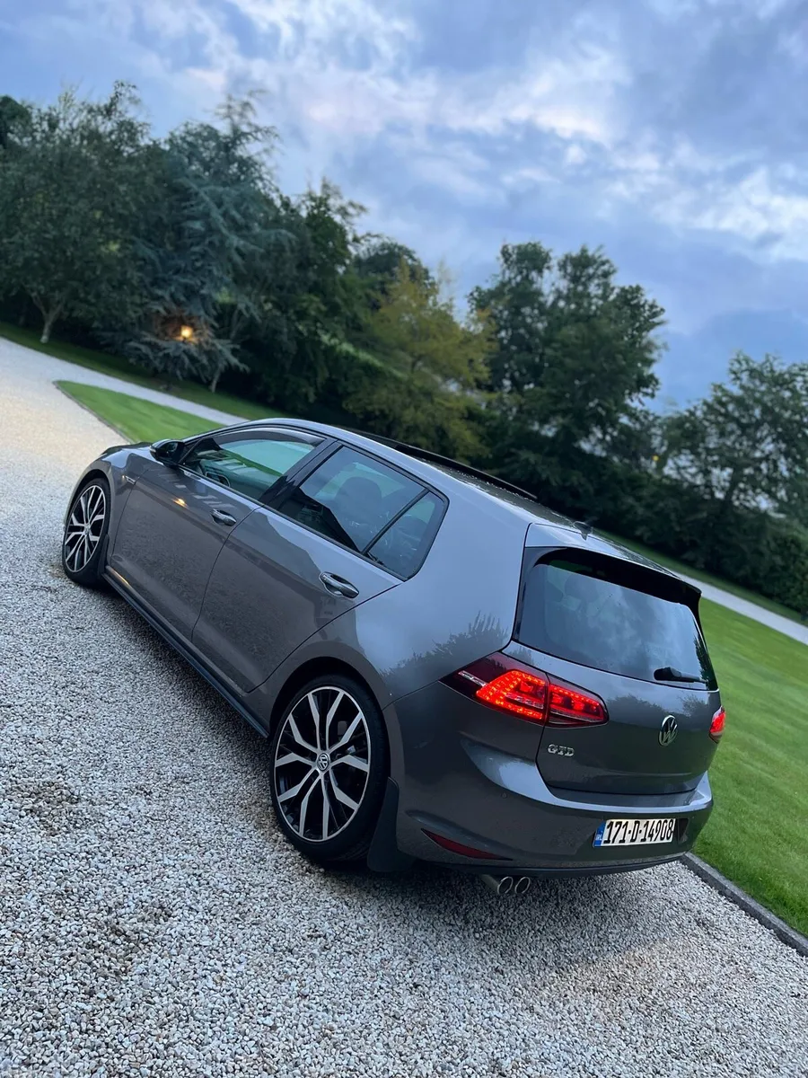 Volkswagen Golf GTD - Image 3