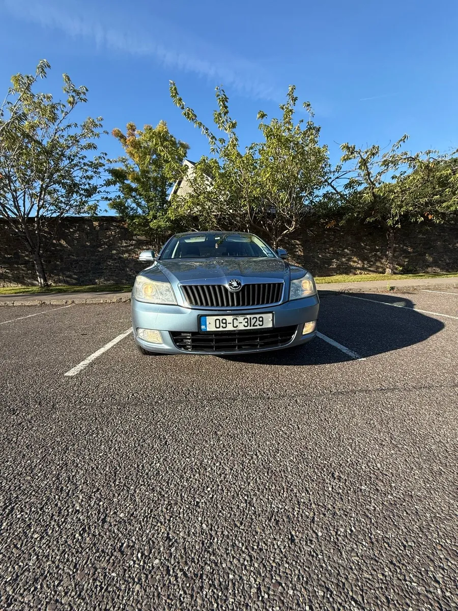 Skoda Octavia 2009 - Image 1