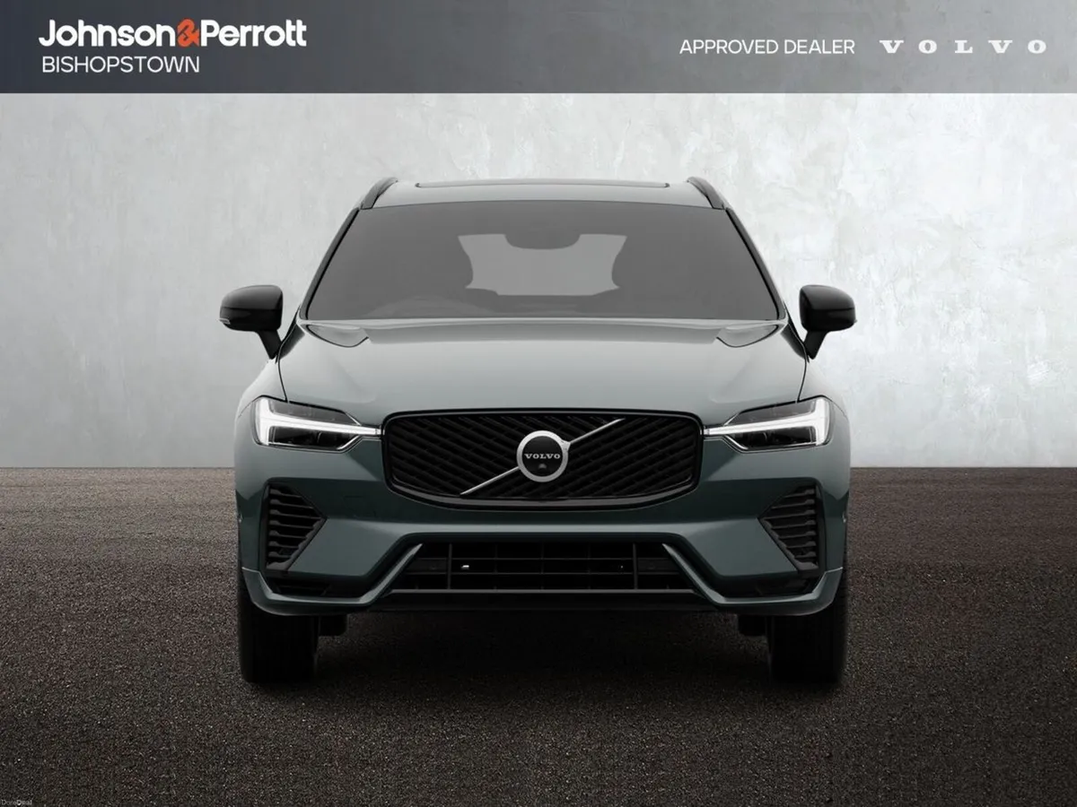 Volvo XC60 T6 335bhp AWD Plus Dark  - Immediate De - Image 4