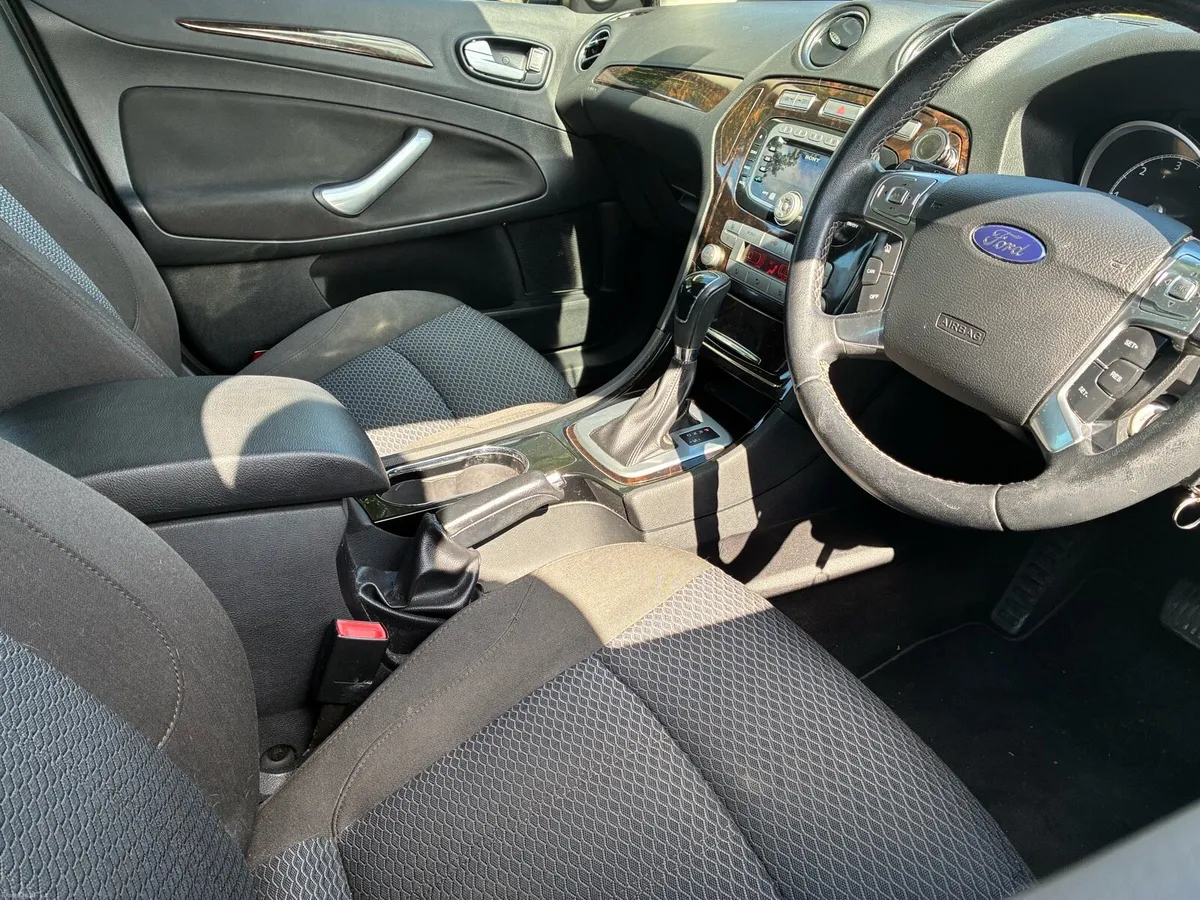 Ford Mondeo Ghia Automatic 2010 - Image 5