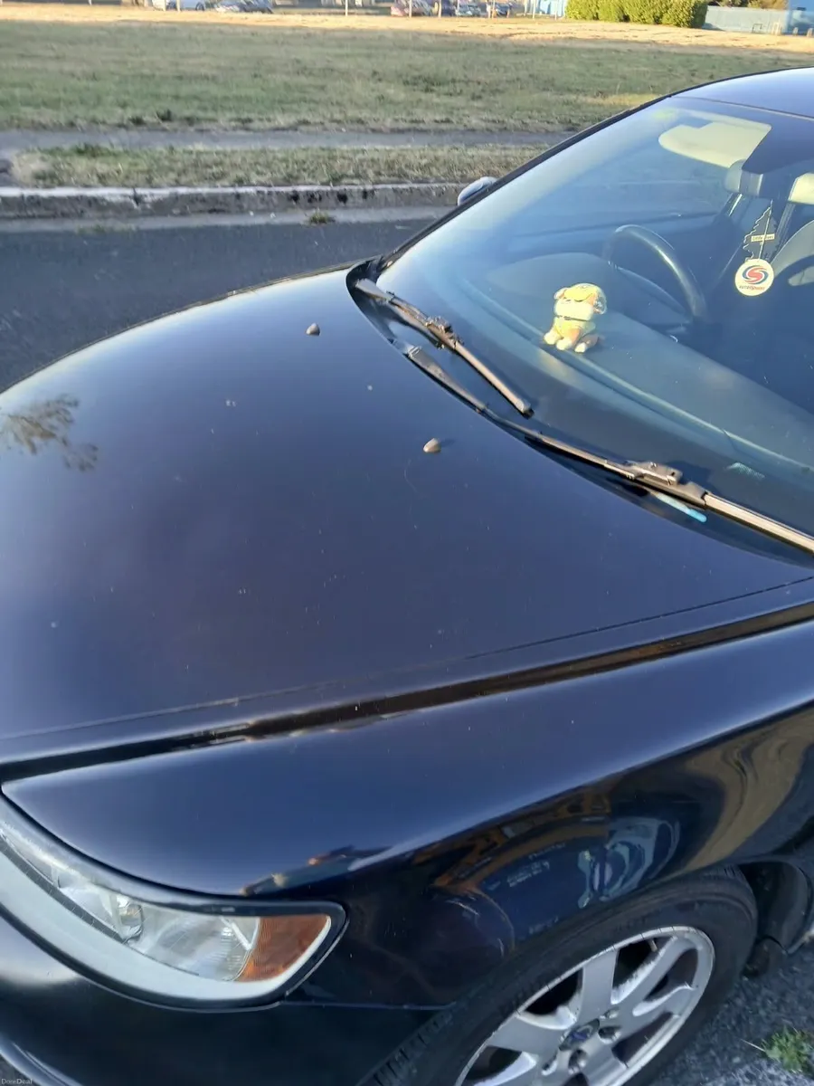 Volvo S40 2011 - Image 1
