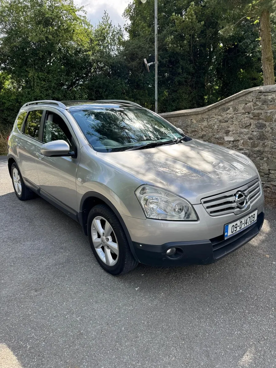 Nissan qashqai+2 - Image 1