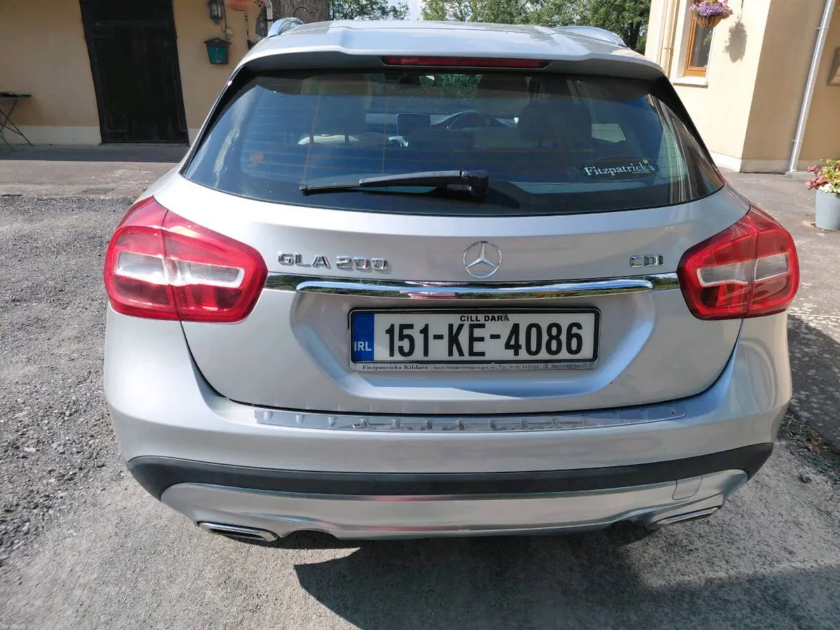 Car - Image 5