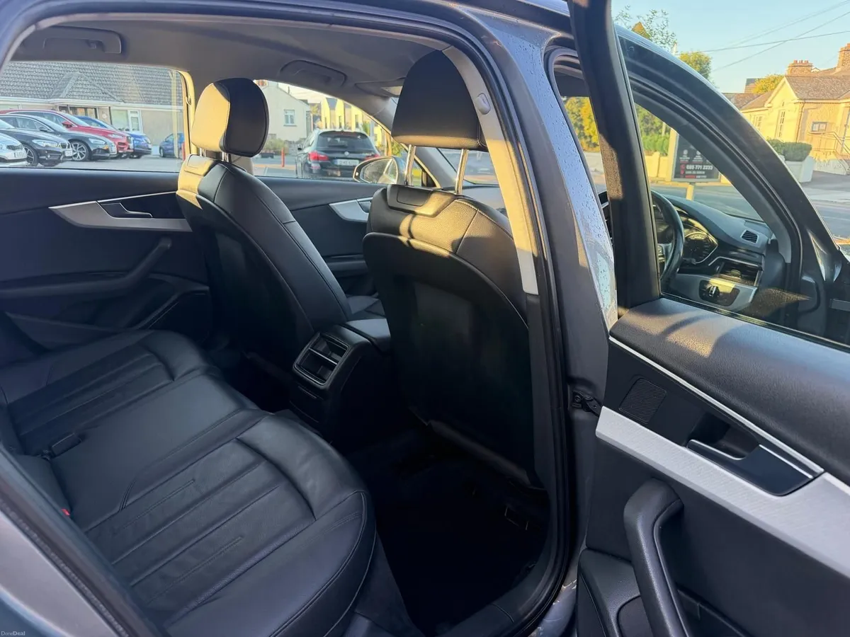 Audi A4 2017 - Image 2