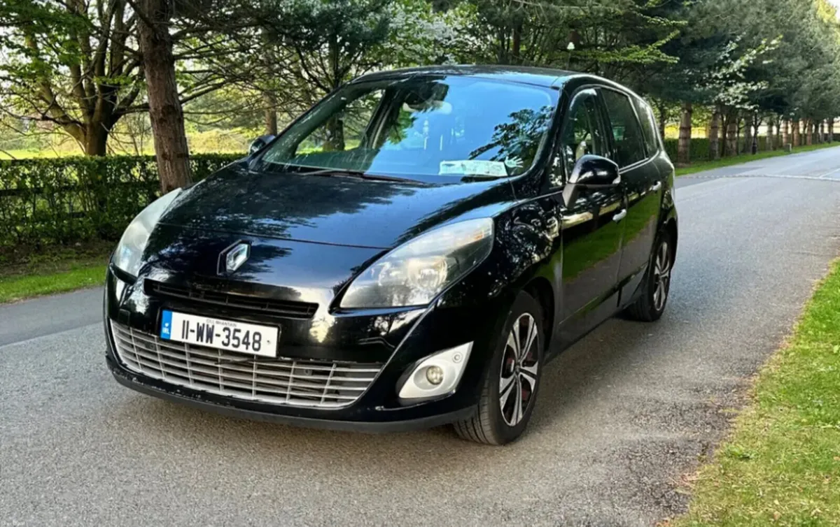Renault Grand Scenic 2011 - Image 2