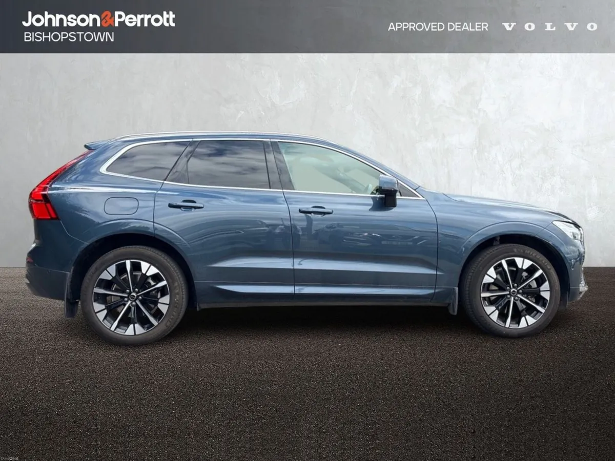 Volvo XC60 T6 350bhp AWD Plus Bright  (Sunroof / T - Image 5