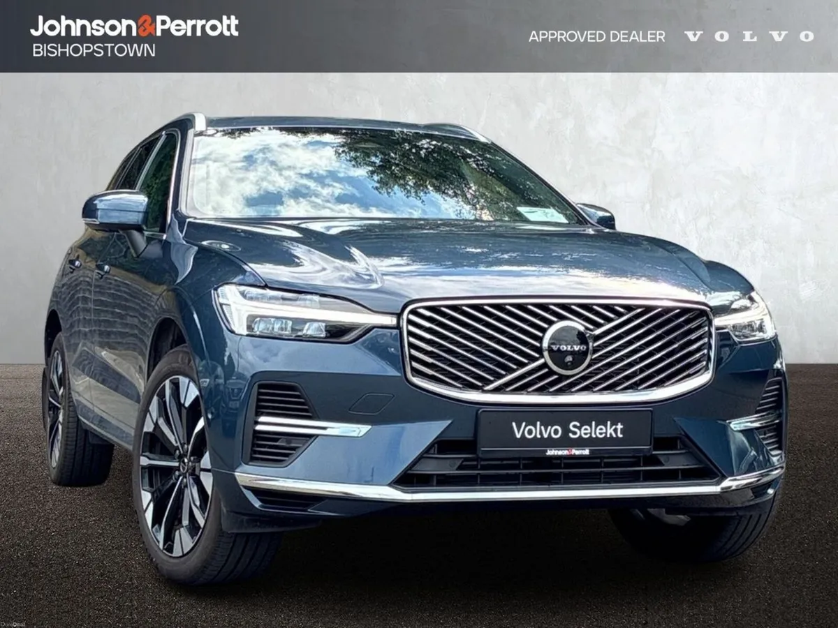 Volvo XC60 T6 350bhp AWD Plus Bright  (Sunroof / T - Image 1