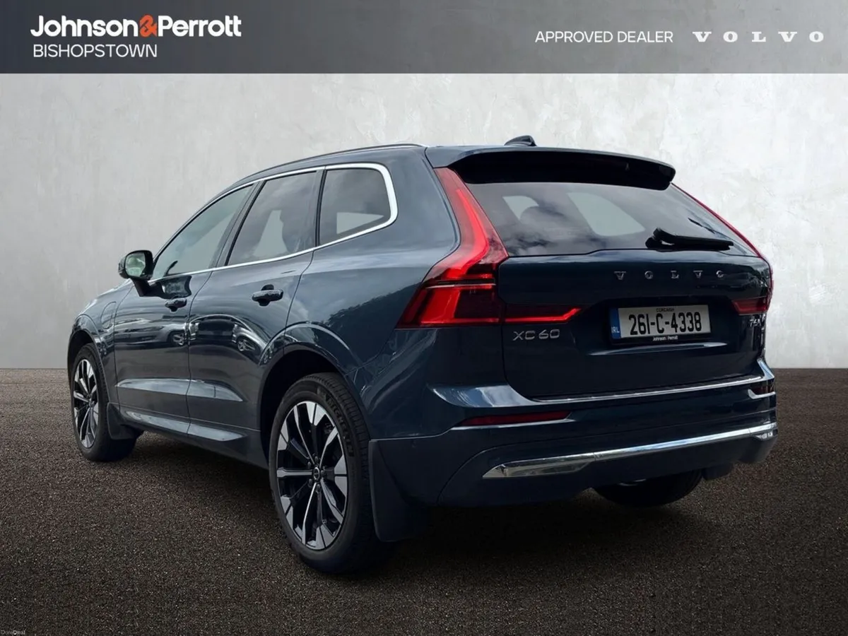 Volvo XC60 T6 350bhp AWD Plus Bright  (Sunroof / T - Image 3