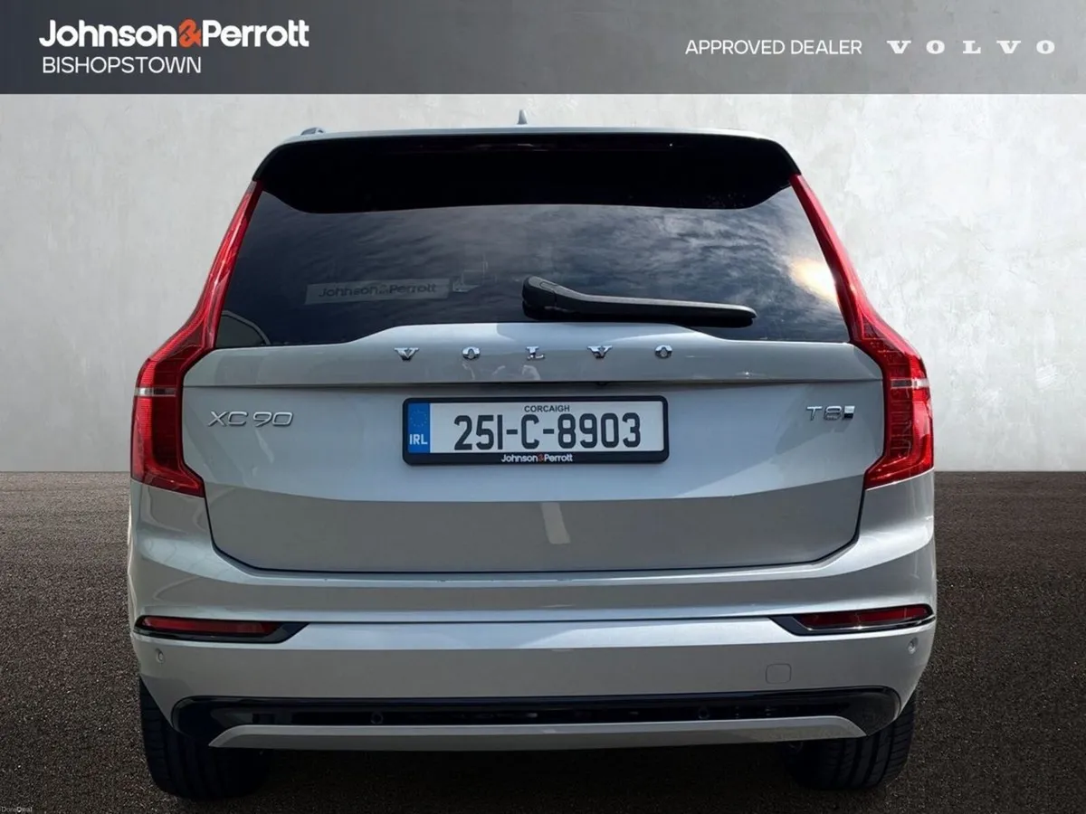 Volvo XC90 T8 455bhp AWD Plus Dark  (Four Year Vol - Image 6