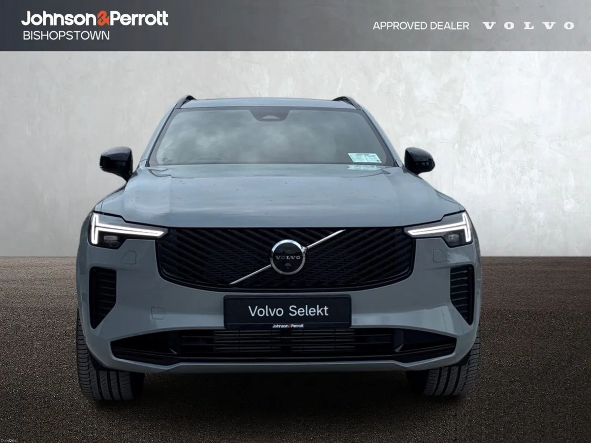 Volvo XC90 T8 455bhp PHEV AWD Plus Dark - Dark Tin - Image 4
