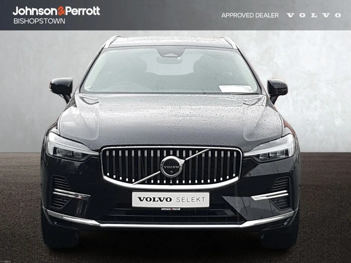Volvo XC60 T6 350bhp AWD PHEV Inscription (Two Yea - Image 4